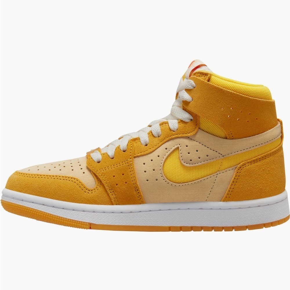 Jordan 1 high w Air Zoom cmft 2
Brand new - Picture 16 of 16
